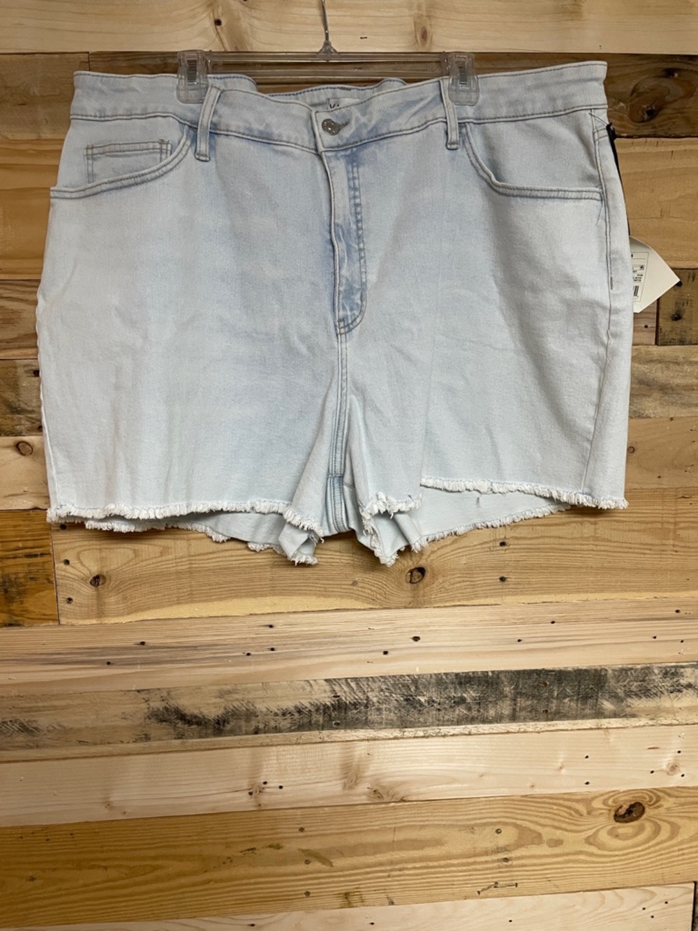 Ava & Viv size 24 Light Wash Raw Hem High-rise Midi Denim Shorts